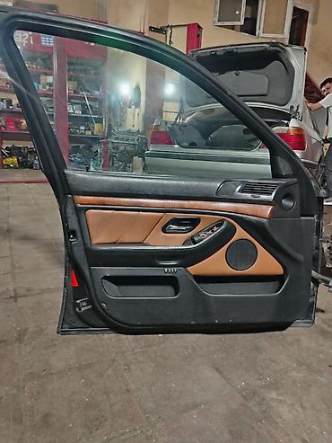 oturacaq uzu: Bmw e39 aid butun hisseler var 5+1 mexanika karopka Oturacaqlar — 5
