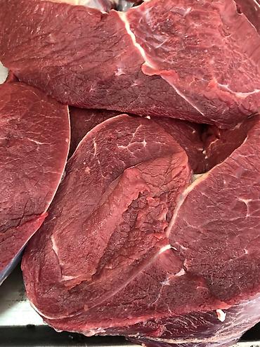 Продукты питания: Вырезка-900 Гуляш - 770 Постный фарш - 700 Средний фарш - 500 Бонфиле — 3