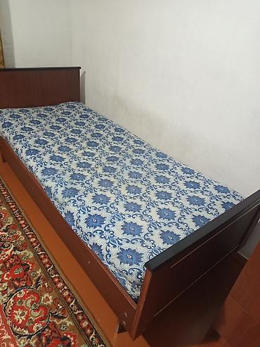 письменный стол на двоих: Продается кровать с матрасом 3500 — 2