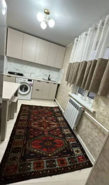 квартира на долгий срок: 2 бөлмө, Кыймылсыз мүлк агенттиги, Чогуу жашоосу жок, Жарым -жартылай эмереги бар