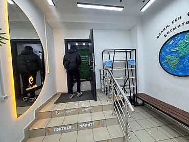 Аренда офисов: Аренда офисов, 198 м², В жилом комплексе, 1 линия — 11