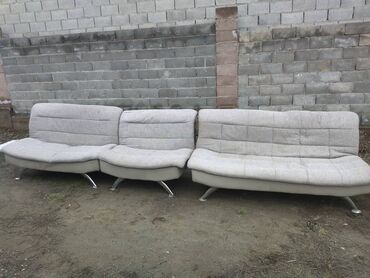 диван на двоих: Продаю 2кроват состояние очень хорошее каждая и мебель б.у