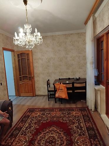 Недвижимость: Yeni gunewli qes d massivi 9/9 mertebesi 1 otaq 2 duzelme ev kiraye — 2