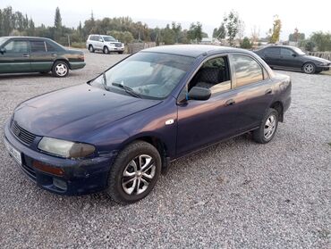 Mazda: Mazda 323: 1995 г., 1.5 л, Механика, Бензин, Седан