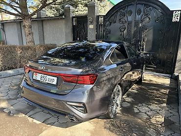 Kia: Kia K3: 2018 г., 1.6 л, Вариатор, Бензин, Седан — 12