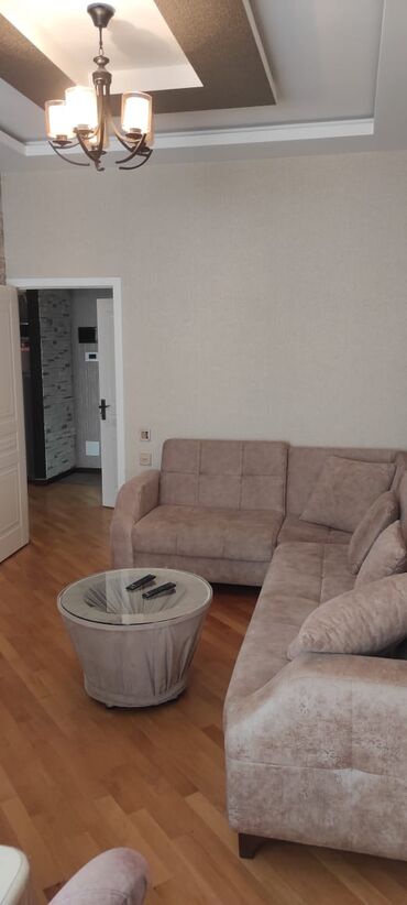 Uzunmüddətli kirayə mənzillər: Salam Inşatcilar metrosuna 3 d mesafede yerleşen yeni tikili Qelebe — 12