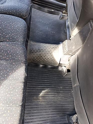 Volkswagen: Volkswagen Passat Variant: 1994 г., 2 л, Механика, Бензин, Универсал — 3