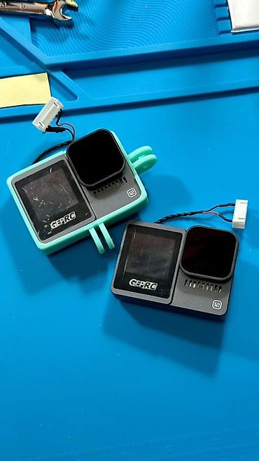 digital camera: Продаются 2 GoPro naked (сделаны из 11GoPro) На переднем экране — 2