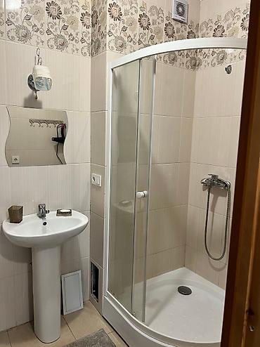 Продажа квартир: 2 комнаты, 39 м², Индивидуалка, Цокольный этаж этаж, Евроремонт — 3