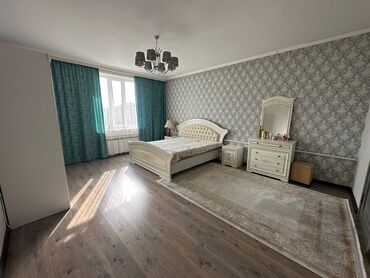 вторичное жилье: Продаётся 3-уровневый дом 320 м² в Бишкеке, ж/м Кара-Жыгач Цена: 217