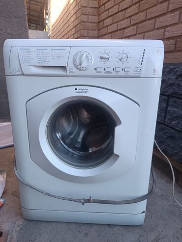 Стиральные машины: Стиральная машина Hotpoint Ariston, Б/у, Автомат, До 6 кг