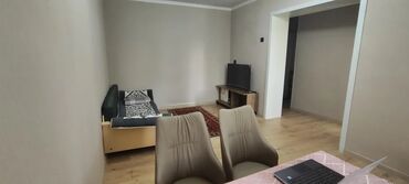 Продажа квартир: 2 комнаты, 45 м², Индивидуалка, 3 этаж, Евроремонт