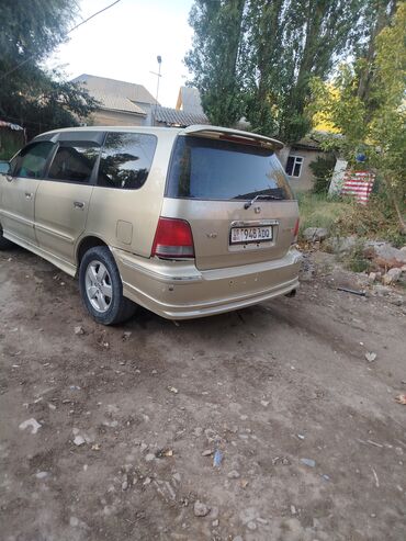 одисей хонда: Honda Odyssey (первое поколение), золотистый универсал/минивэн