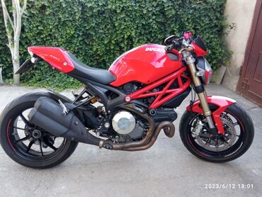 Mopedlər,skuterlər: Ducati Monster EVO 1100. Мотоцикл в отличном состоянии . Desmoservis