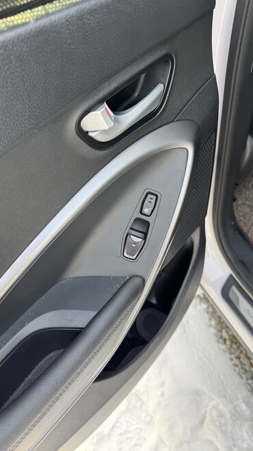 Hyundai: Hyundai Santa Fe: 2016 г., 2 л, Дизель — 13