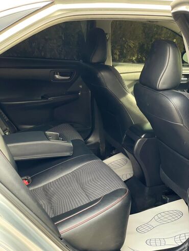 Toyota: Toyota Camry: 2016 г., 2.5 л, Вариатор, Гибрид, Седан at lalafo.kg — 9 Toyota: Toyota Camry: 2016 г., 2.5 л, Вариатор, Гибрид, Седан — 9