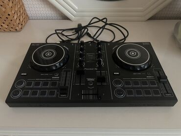 Fleytalar: Pioneer DJ DDJ-200 Smart DJ Controller -Yenidir, demək olar ki heç