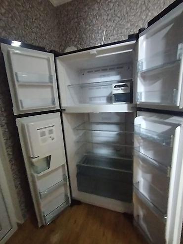 Soyuducular: İşlənmiş 4 qapılı Hitachi Soyuducu Satılır, rəng - Qara, Dispenserli — 4