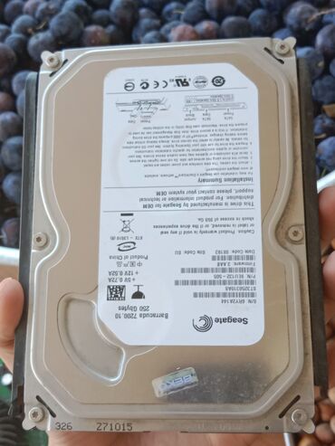 hard: Sərt disk (HDD) Kingston, 512 GB, İşlənmiş