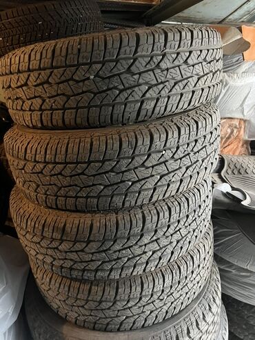 Шины: Шины 215 / 70 / R 16, Всесезонная, Комплект, Внедорожные (АТ/МТ), Maxxis