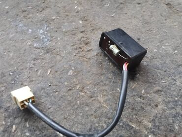 Auto delovi: Relej, potencimetar periodičnog rada brisača Lada Niva, Lade 7 Riva — 3