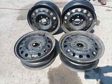 toros disklər: Б/у Диск Hyundai R 15, 5 Болтов