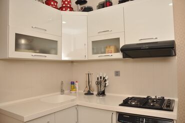 Qonaq otağı dəstləri: Masa və oturacaqlar — 18