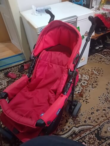 Kolica za bebe: Na prodaju kolica udlicnau dobru stanju nije nigde početaka i oštećena