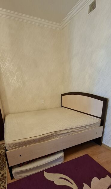 корейские матрасы в бишкеке: İşlənmiş, İkinəfərlik çarpayı, Bazalı, Matras ilə, Siyirməsiz, Türkiyə