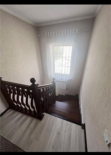 Долгосрочная аренда домов: 220 м², 6 комнат — 4