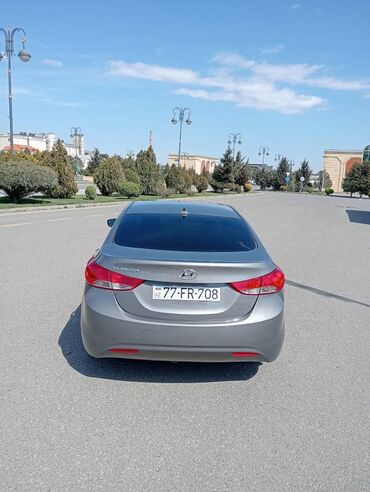 hyundai ikinci əl: Hyundai Elantra: 1.8 l | 2012 il Sedan