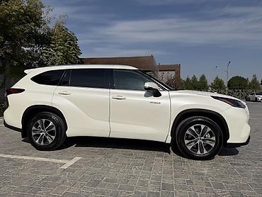 тайота айрус: Toyota Highlander: 2020 г., 2.5 л, Вариатор, Гибрид, Внедорожник — 9