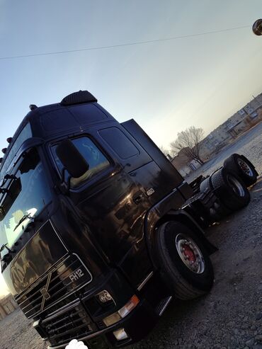купить вольво тандем в европе: Сүйрөгүч, Volvo, 2001 г., Парда