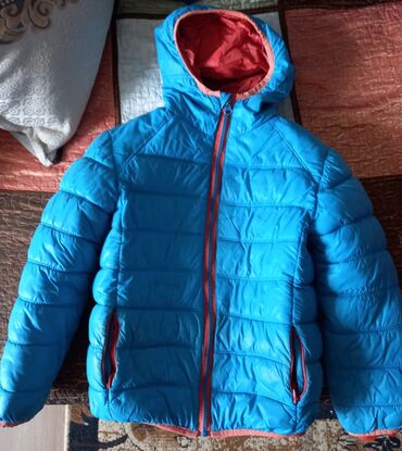 куртка на мальчика 7 лет: Тёплая курточка, можно и зимой носить Длина куртки 45 см Длина рукава