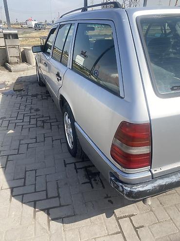 брелок мерседес: Mercedes-Benz W124: 1994 г., 2 л, Механика, Дизель, Универсал — 1