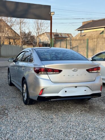 Hyundai: Hyundai Sonata: 2019 г., 2 л, Типтроник, Газ, Седан — 4