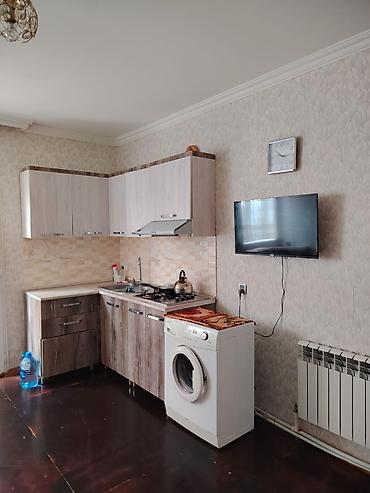 Həyət evləri və villaların satışı: 2 otaqlı, 49 kv. m, Orta təmir — 7