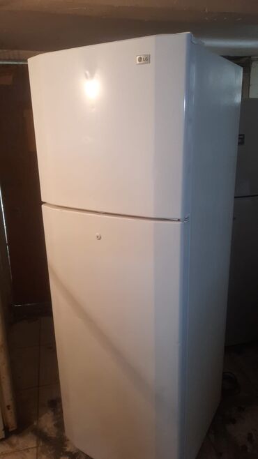 elci: Б/у Двухкамерный LG Холодильник цвет - Белый