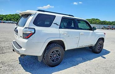 off roud: Toyota 4Runner: 2024 г., 4 л, Автомат, Бензин, Внедорожник — 4