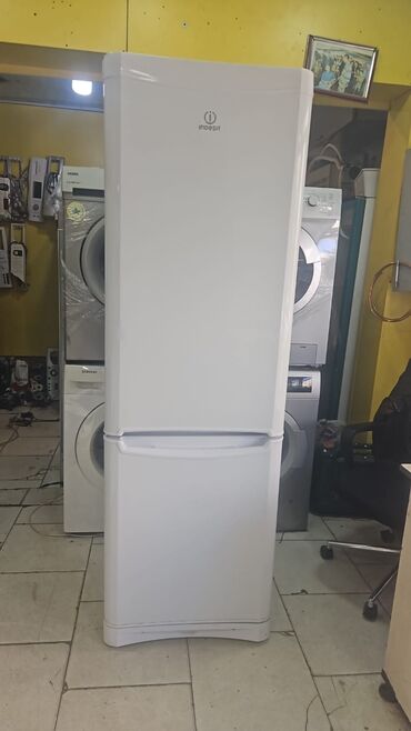 Mətbəx üçün digər texnika: Indesit iki qapılı soyuducu - Rəng: ağ, klassik minimal dizayn -