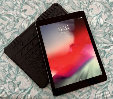 ipad air чехол: Б/у Apple iPad Air, 9,7", < 64 ГБ, Самовывоз, Бесплатная доставка