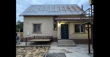 продаются дома: Представляем: - двухэтажный дом + коммерческое двухэтажное здание для