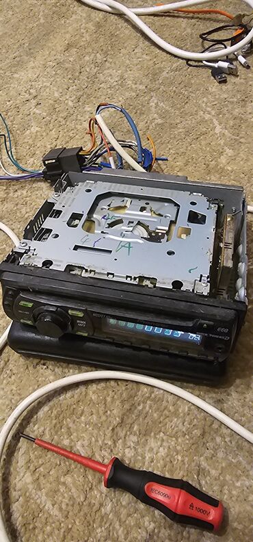 станция миди: Автомагнитола Pioneer (1 DIN) Особенности и функции: - Поддержка