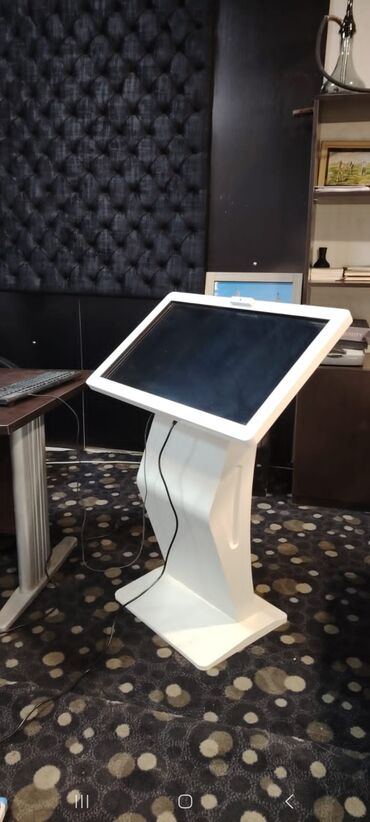 Avadanlığın icarəsi: 82 ekran Touch Screen icarəyə verilir. Gün və saya görə endirim — 2