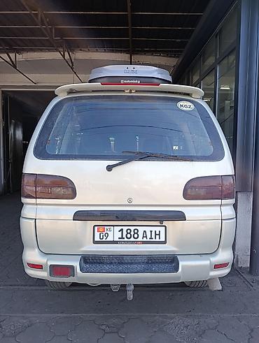 ремонт надо: Mitsubishi Space Gear: 1995 г., 2 л, Механика, Бензин, Минивэн — 8