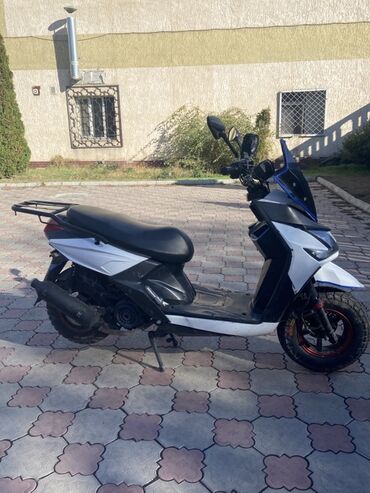 скутеры продажа: 150 куб. см, Бензин, Колдонулган