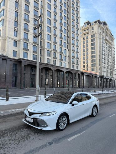 Toyota: Toyota Camry: 2018 г., 2.5 л, Автомат, Бензин, Седан — 1