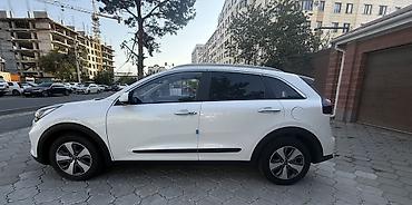 byd e6: Kia Niro: 2021 г., 1.6 л, Автомат, Гибрид, Кроссовер — 8