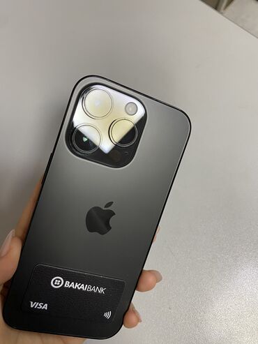 из дубая: IPhone 14 Pro, Б/у, 128 ГБ, Black Titanium, Защитное стекло, Кабель, Коробка, 86 %