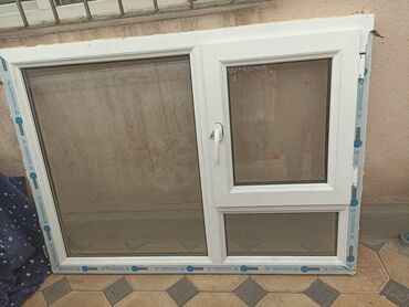 пластиковы окно: Пластиковое окно, Комбинированное, цвет - Белый, Б/у, 97 *130, Самовывоз